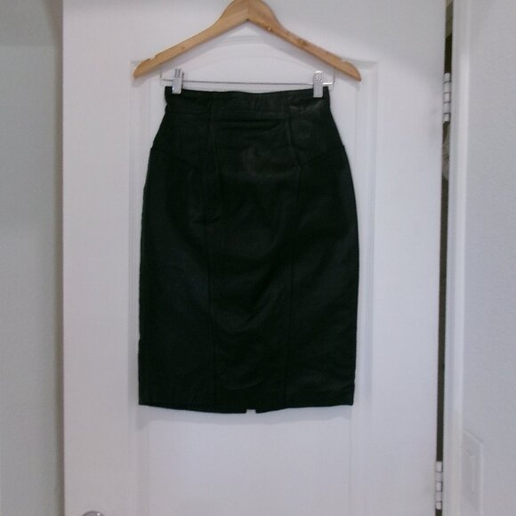 Chia Dresses & Skirts - Vintage Leather Black Pencil Skirt XS 0 Vintage Size 8 Chia